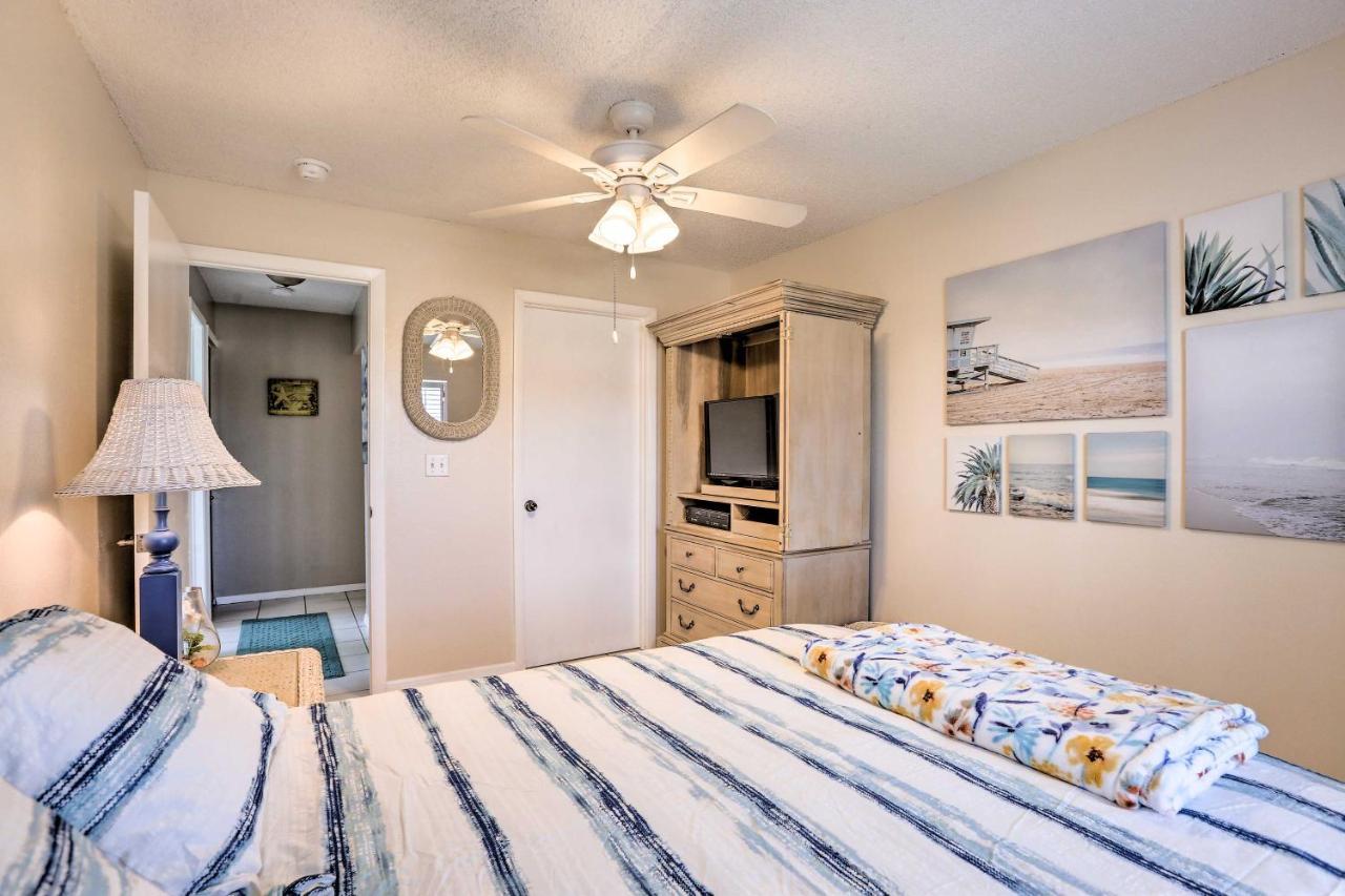 Colorful Cape Coral Retreat With Screened Lanai! Bagian luar foto