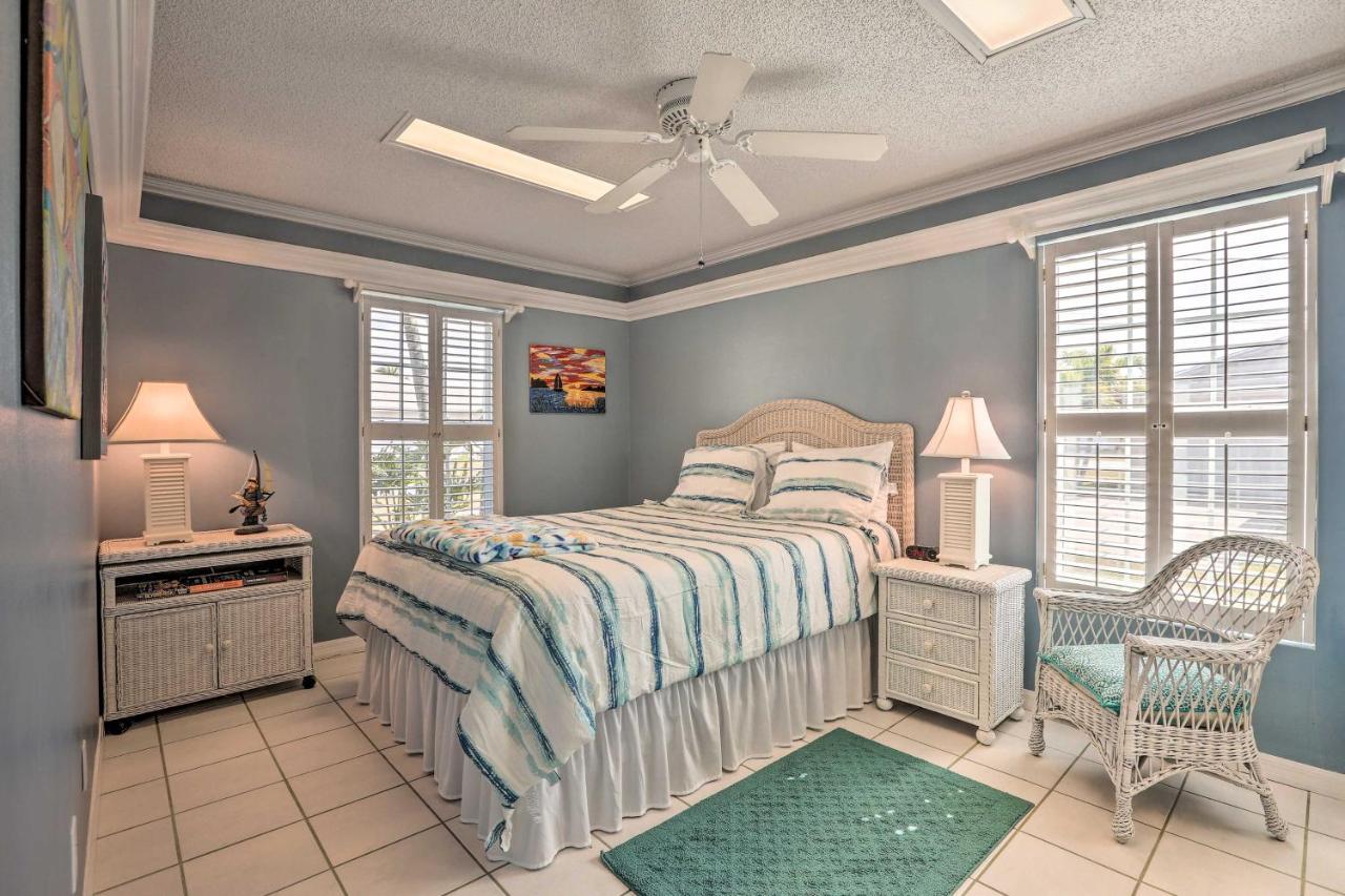 Colorful Cape Coral Retreat With Screened Lanai! Bagian luar foto
